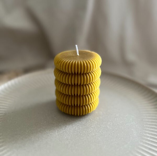 Bees Wax Modern Handmade Soy Candle - Image 2