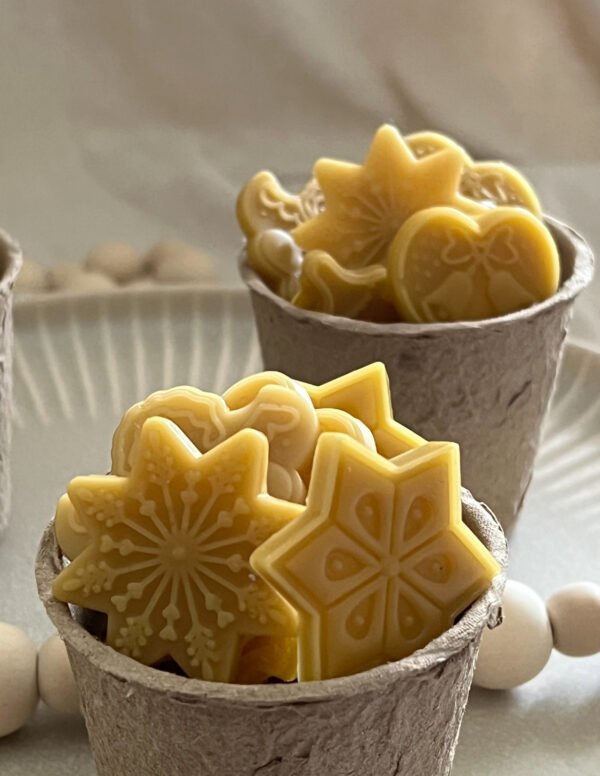 Handmade Wax Melt Bees Wax Christmas Eco Pots - Image 3