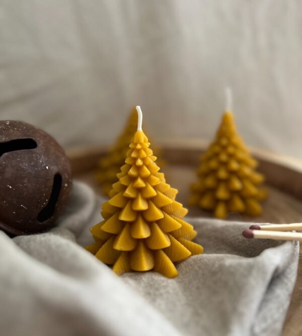 Natural Bees Wax  Christmas Tree Candle - Image 2