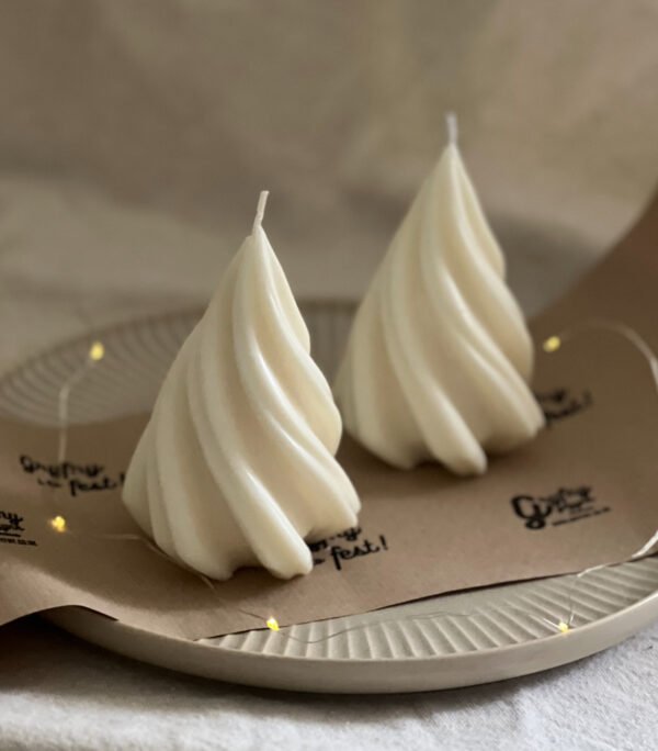 Large Soy Wax Swirl Christmas Tree Candle
