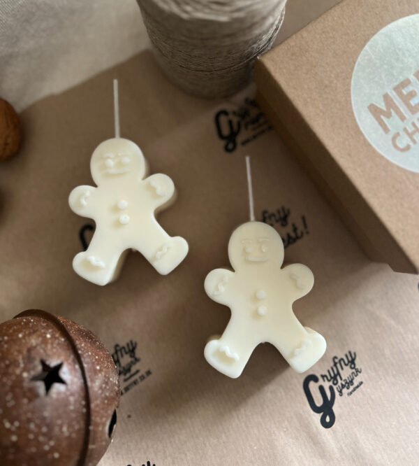 Natural Soy Wax Adorable Gingerbread Candle