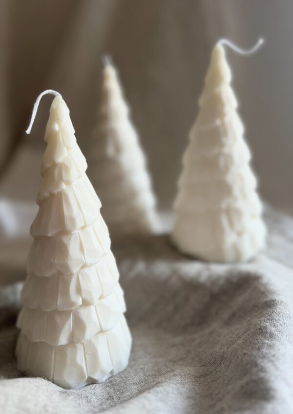 Large Natural Soy Wax Cosy Carved Wood Style Christmas Tree Candle