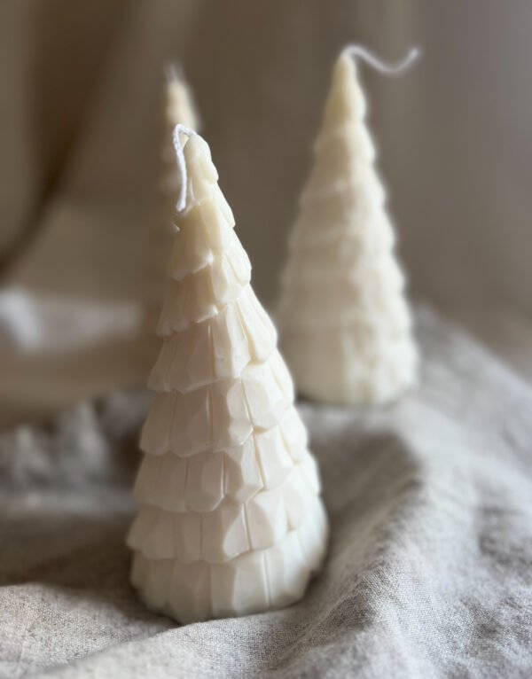 Large Natural Soy Wax Cosy Carved Wood Style Christmas Tree Candle - Image 3