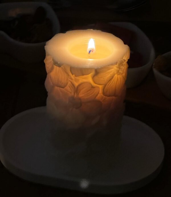 Floral Collection Large Soy Candle - Image 3