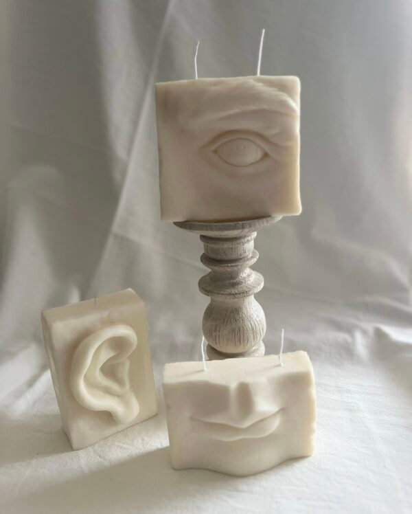 Abstract Antique Style Ear/Lips/Eyes Large Soy Candle