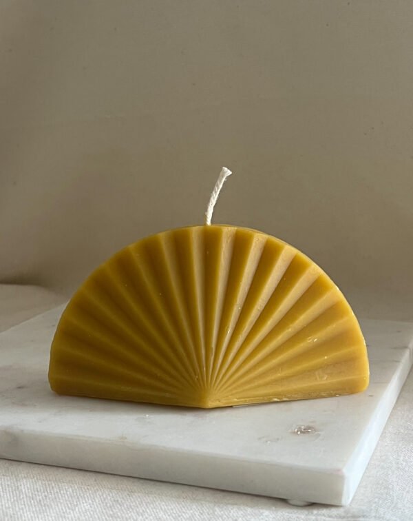 Medium-Sized Beeswax Ribbed Fan Candle - Image 4