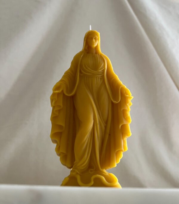 Medium-sized standing Mary pure beeswax candle