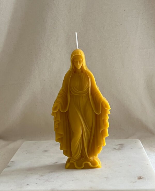 Medium-sized standing Mary pure beeswax candle - Image 5