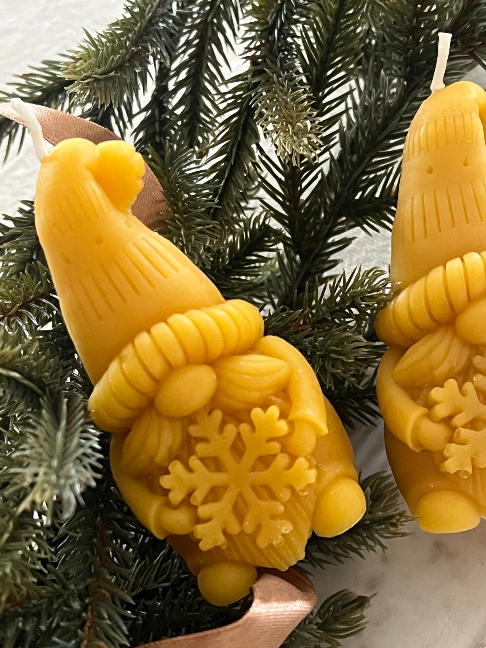 Frosty Gnome Candle - Image 3