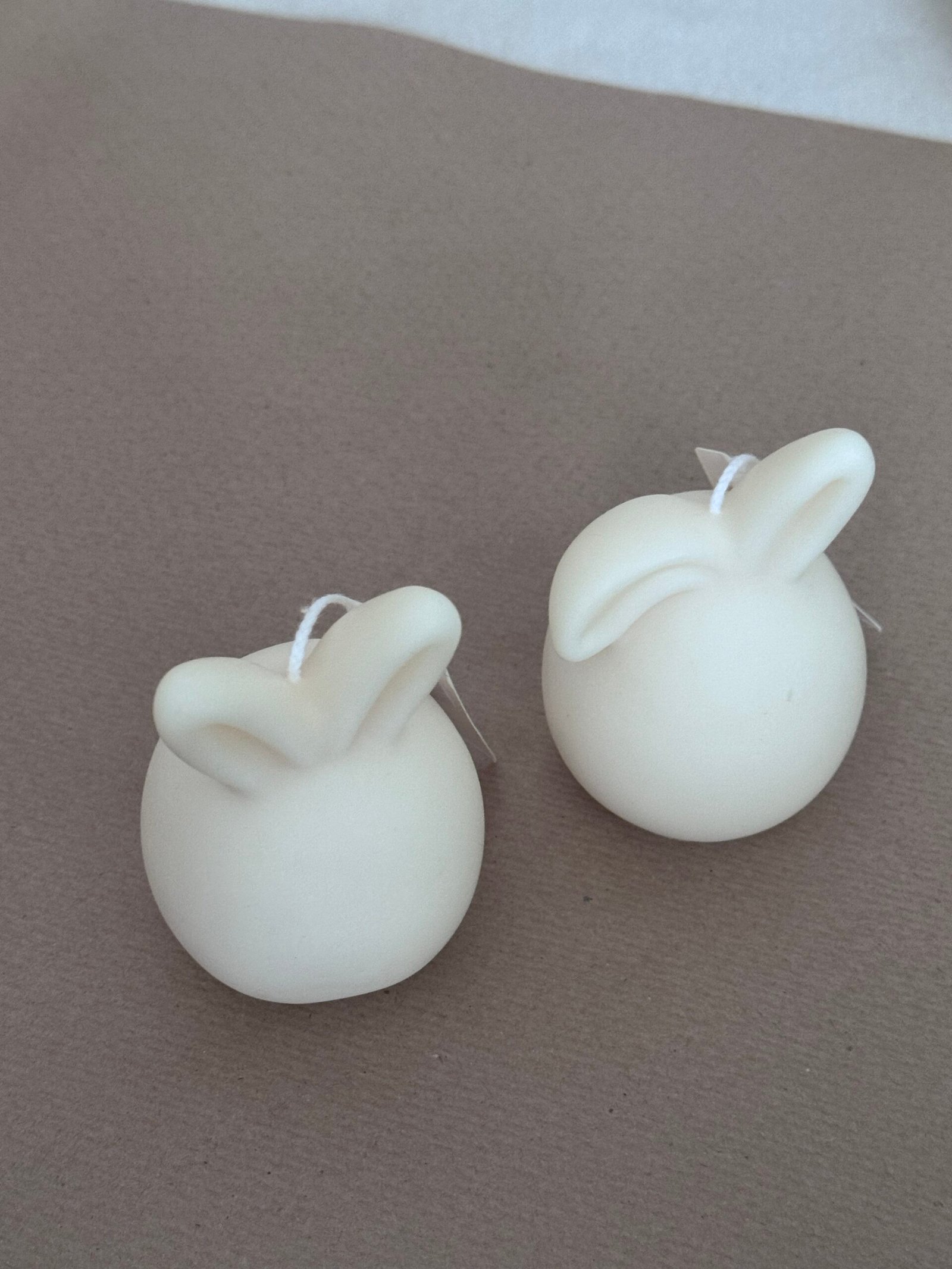 1x BUNNY Candle - Image 2