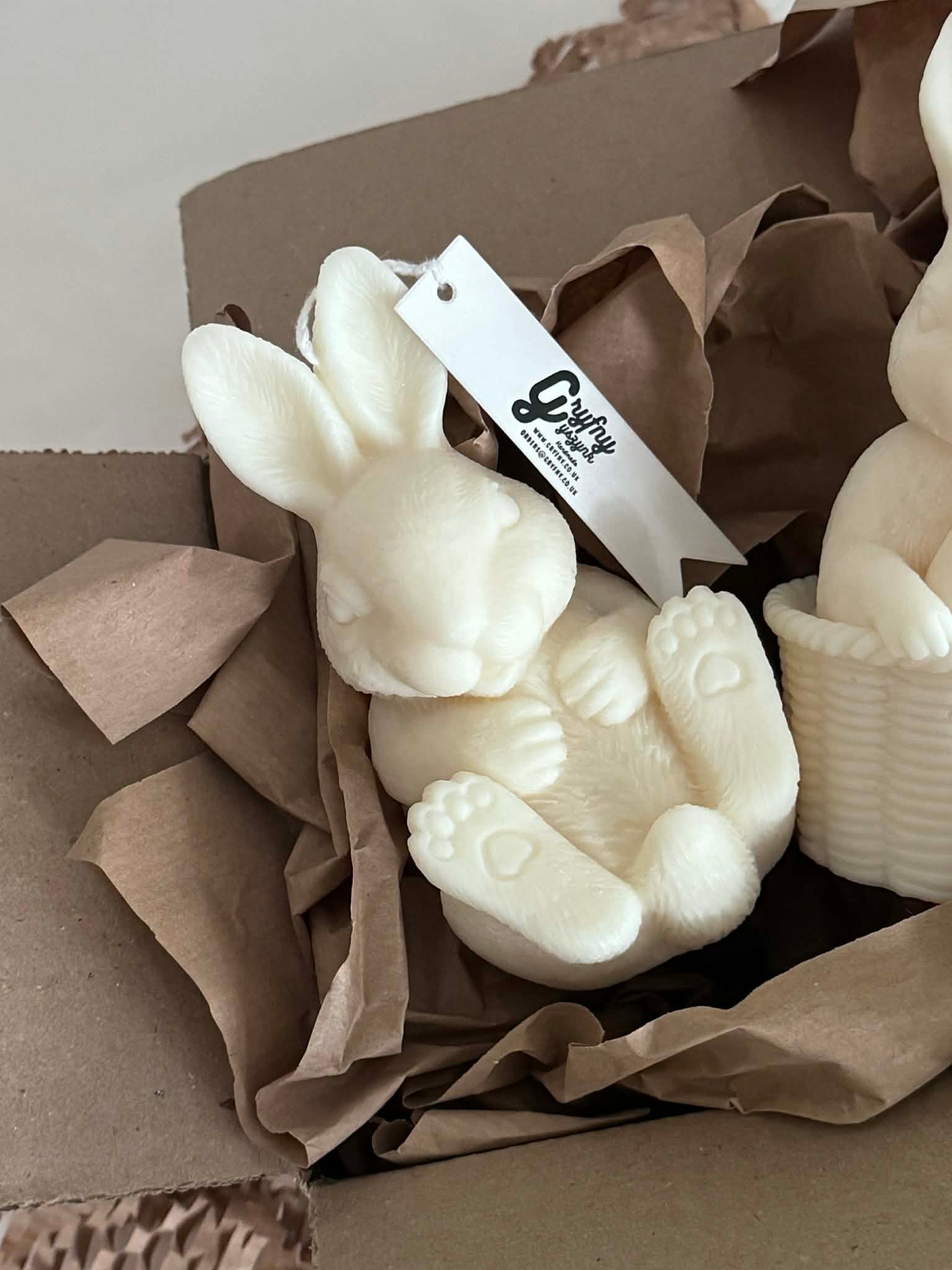 1X RABBIT Candle - Image 3