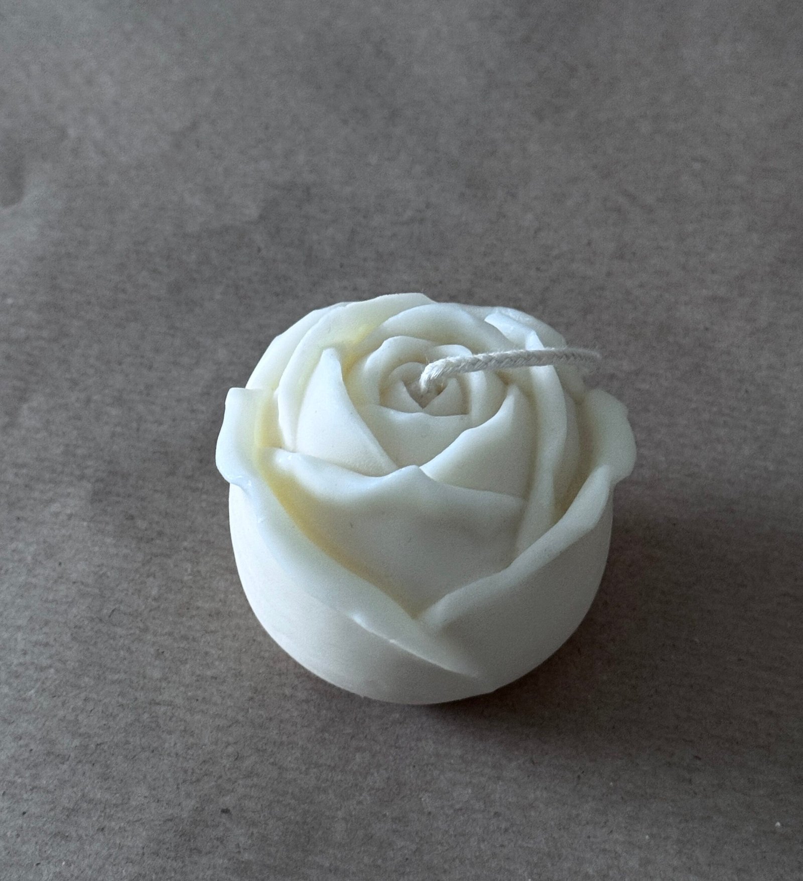 1x ROSE candle - Image 3